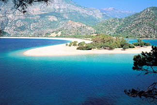 Some pictures of Ölüdeniz are better...